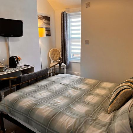 North Sands Lodge Скарборо Экстерьер фото